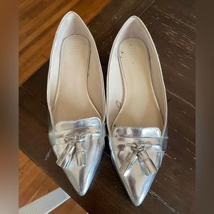 Cute silver Zara flats